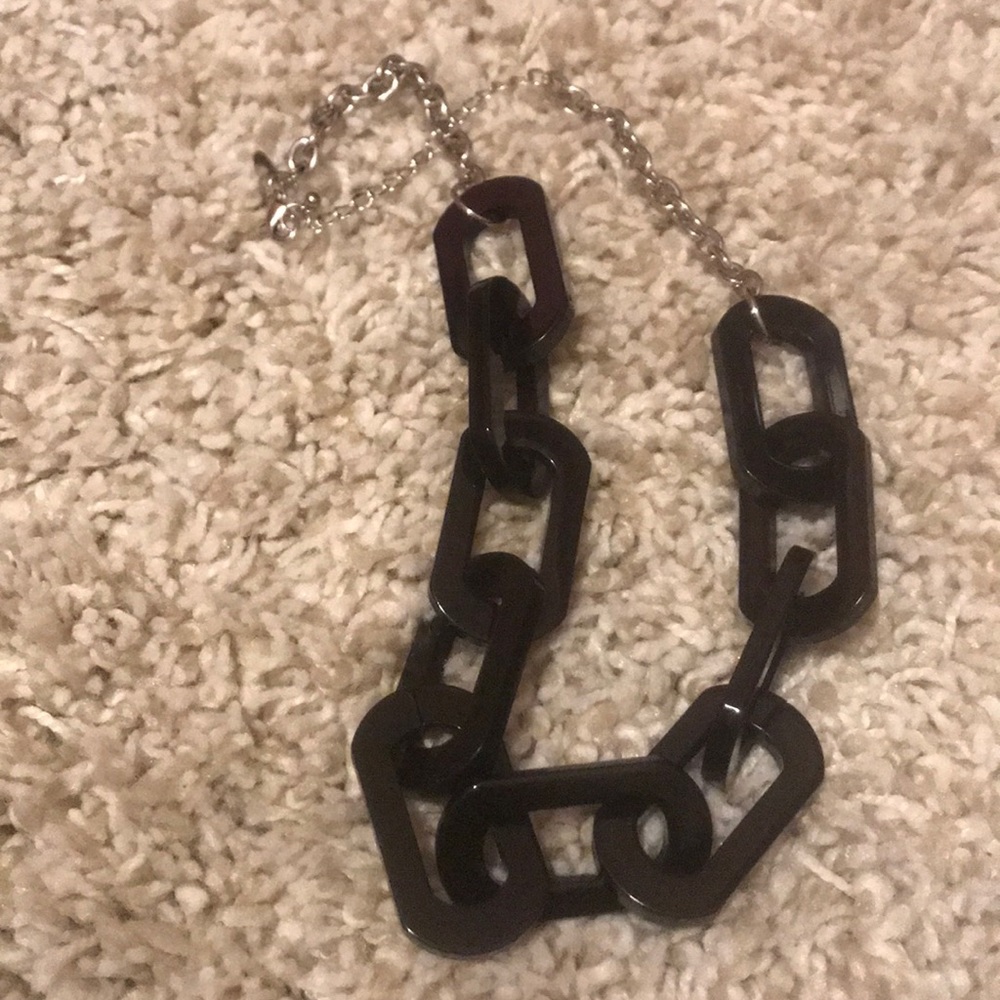 Fun, black, chunky necklace. Great for the office!